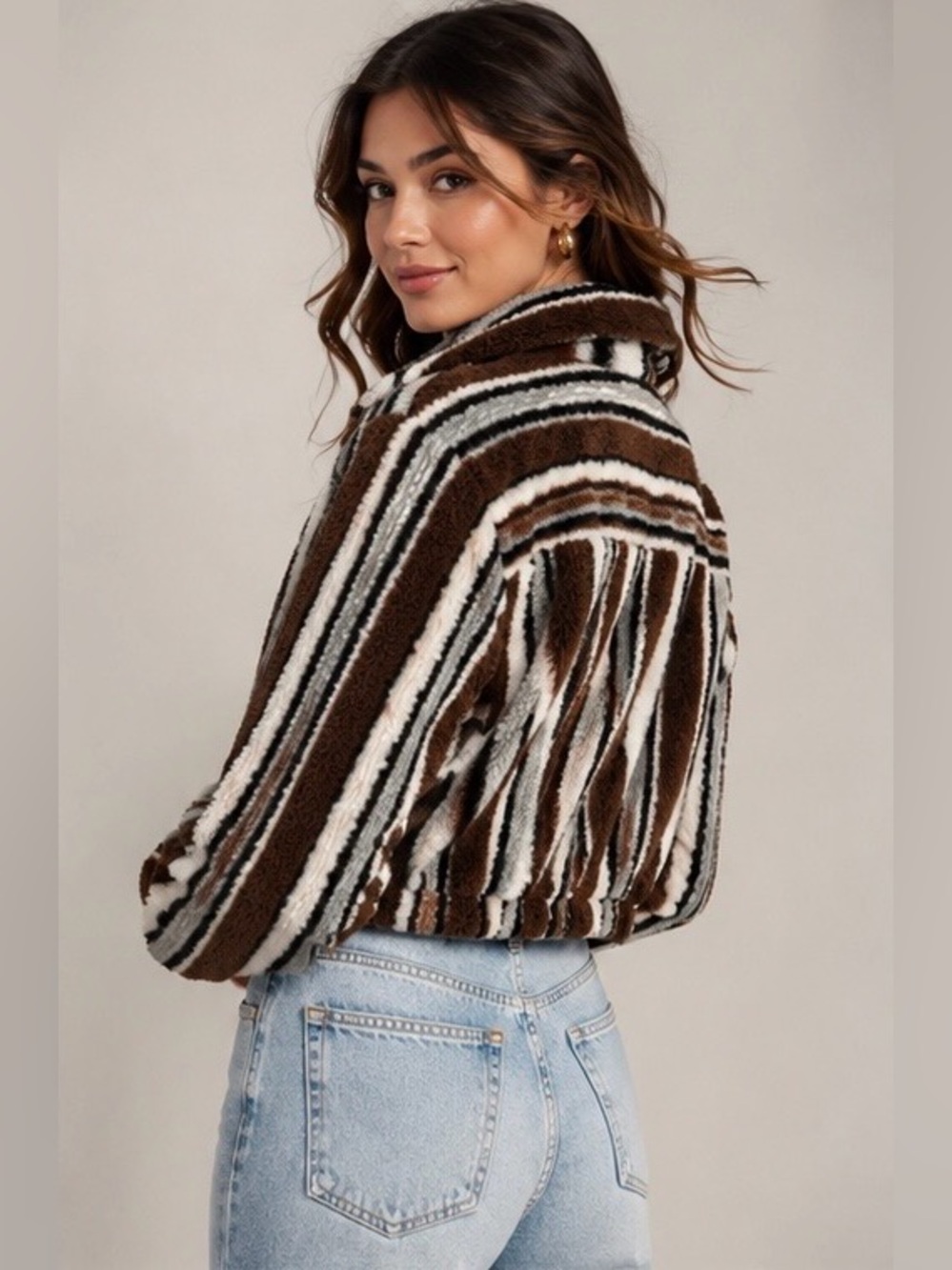 Le Lis Striped Teddy Faux Shearling Cropped Jacket Size Small - Picture 2 of 8
